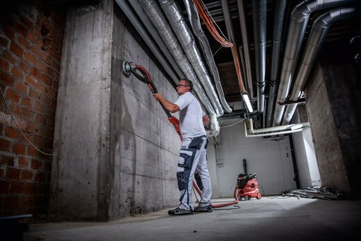Nová betonová žirafa od FLEX doplňuje řadu